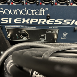 Een foto van Soundcraft Si Expression 2 met Mini Stagebox 16